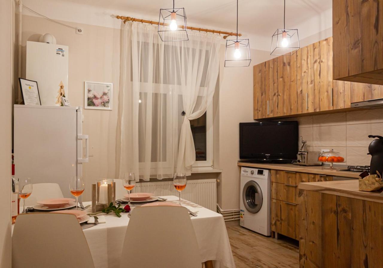 Cozy Family Apartments บราชอฟ ภายนอก รูปภาพ